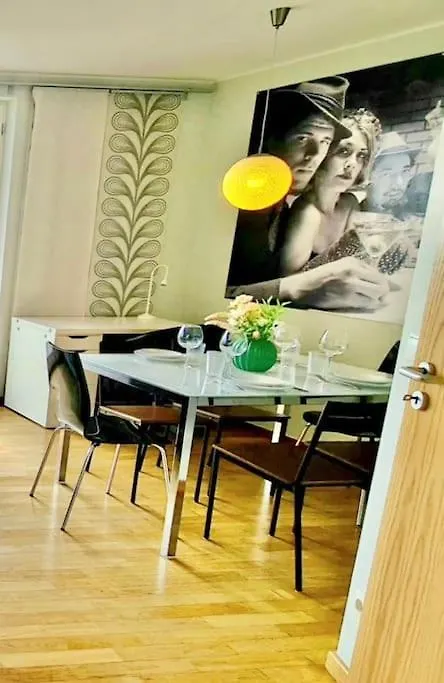 Luxury One Bedroom Flat With Parking&Balcony-Cent2 Lussemburgo