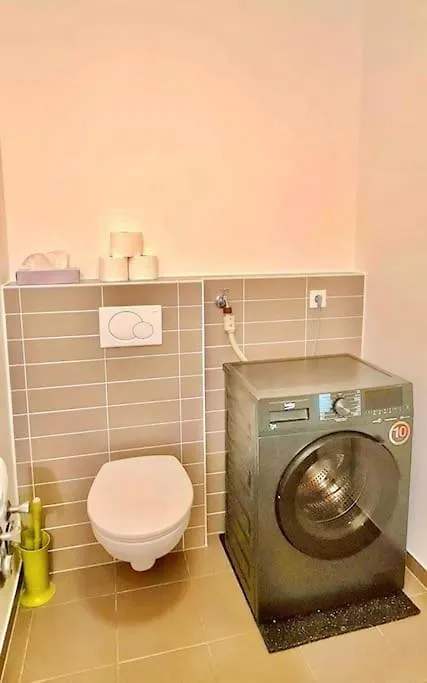 Luxury One Bedroom Flat With Parking&Balcony-Cent2 Luxembourg 0*,  Luxembourg
